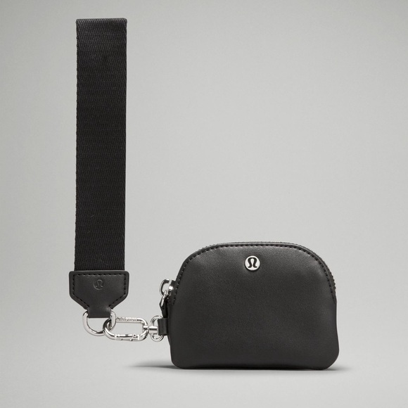 🍋LULULEMON Dual Pouch Wristlet Leather Alternative Black/Silver - Picture 5 of 10